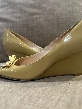 kate spade Glossy Olive Patent Wedge Pumps with Bow